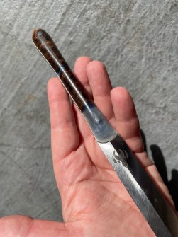 sewing knife 2